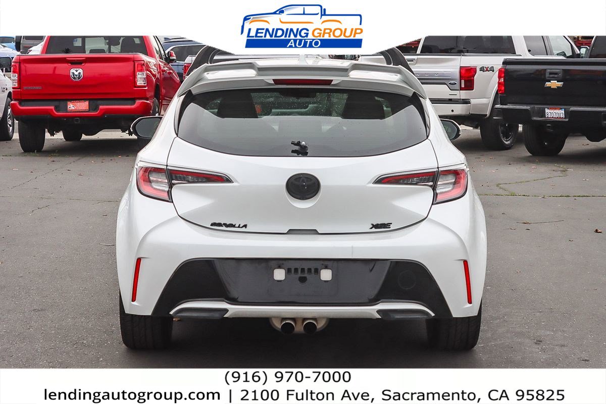 Used 2021 Toyota Corolla XSE image 3