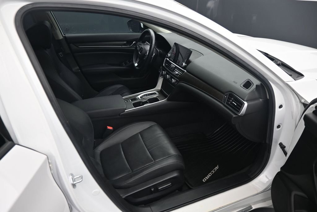 Used 2021 Honda Accord Touring image 12