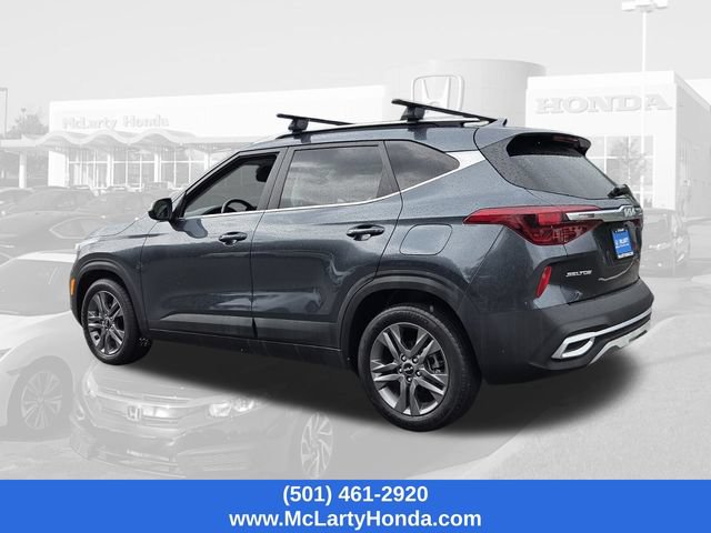 Used 2023 Kia Seltos S w/ Navigation Package FWD image 3