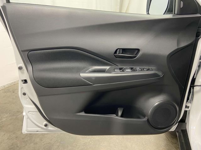 New 2025 Nissan Kicks Play S image 12