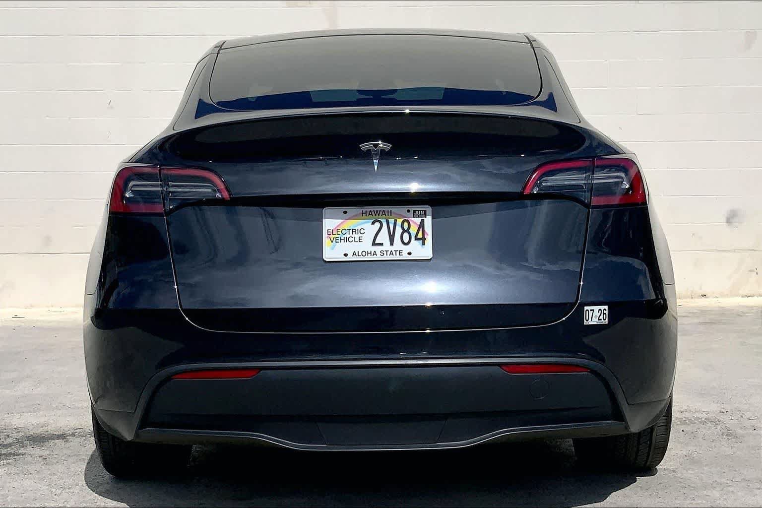 Used 2024 Tesla Model Y 2WD image 5