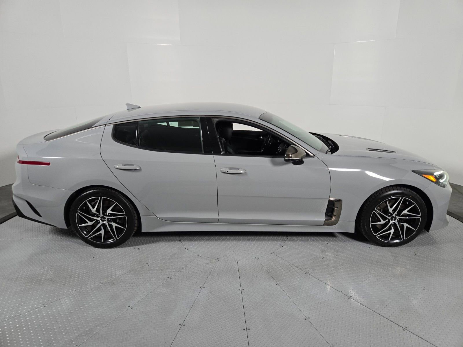 Used 2022 Kia Stinger GT-Line image 6