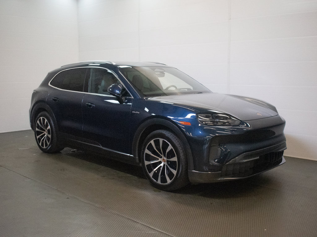 New 2026 Porsche Cayenne Electric AWD/4WD image 8