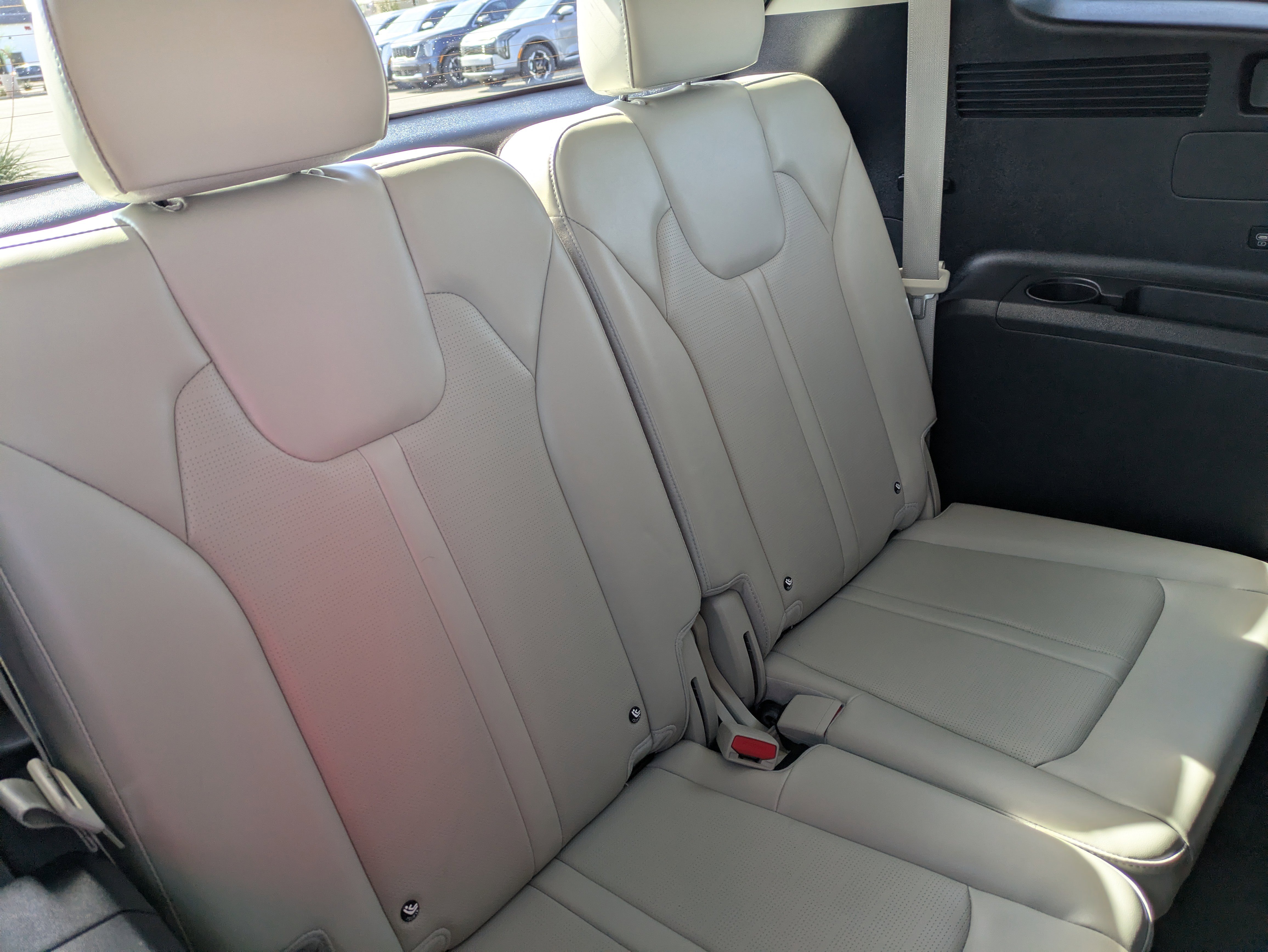 Certified 2025 Kia Sorento S image 15