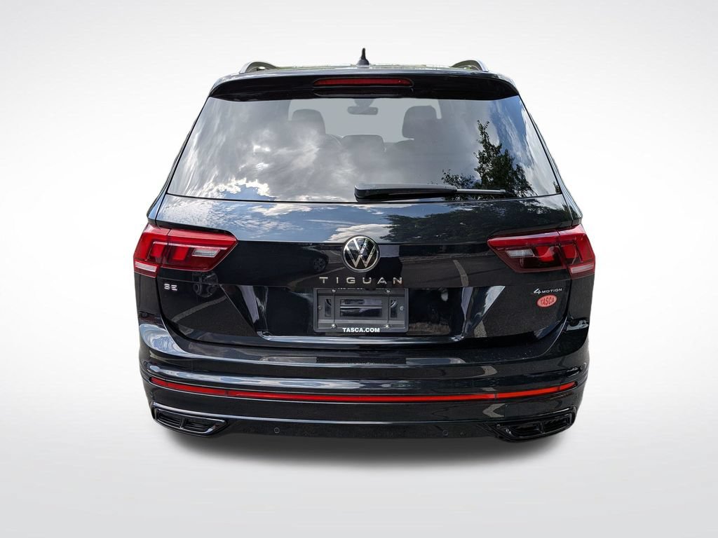 Used 2022 Volkswagen Tiguan SE R-Line AWD/4WD image 4
