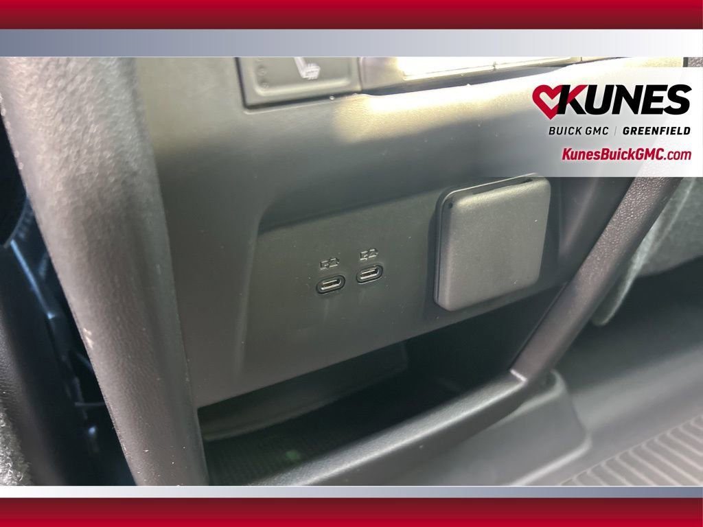 New 2026 GMC Acadia Denali w/ Super Cruise Package image 33