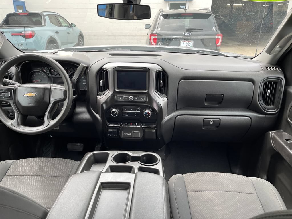 Used 2021 Chevrolet Silverado 1500 Custom AWD/4WD image 31