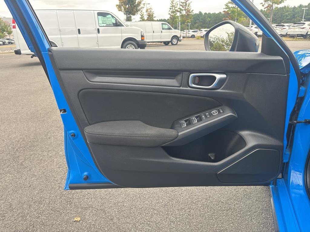Used 2023 Honda Civic Sport image 23
