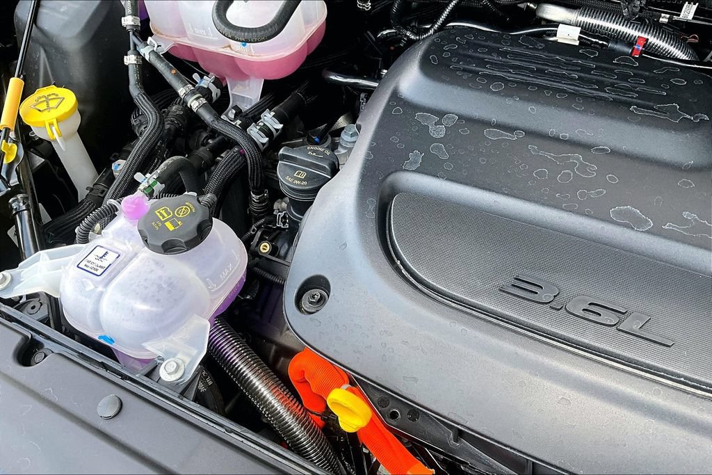 New 2025 Chrysler Pacifica Premium FWD image 21