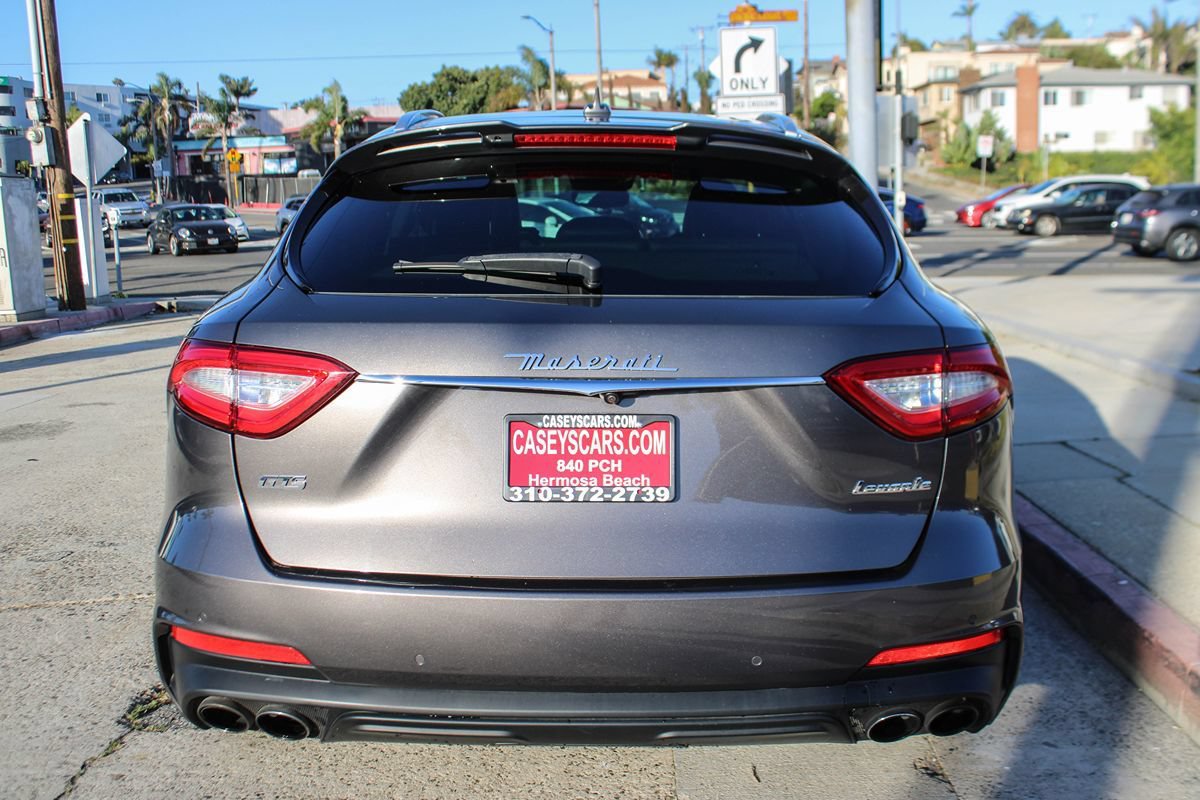 Used 2020 Maserati Levante GTS AWD/4WD image 4