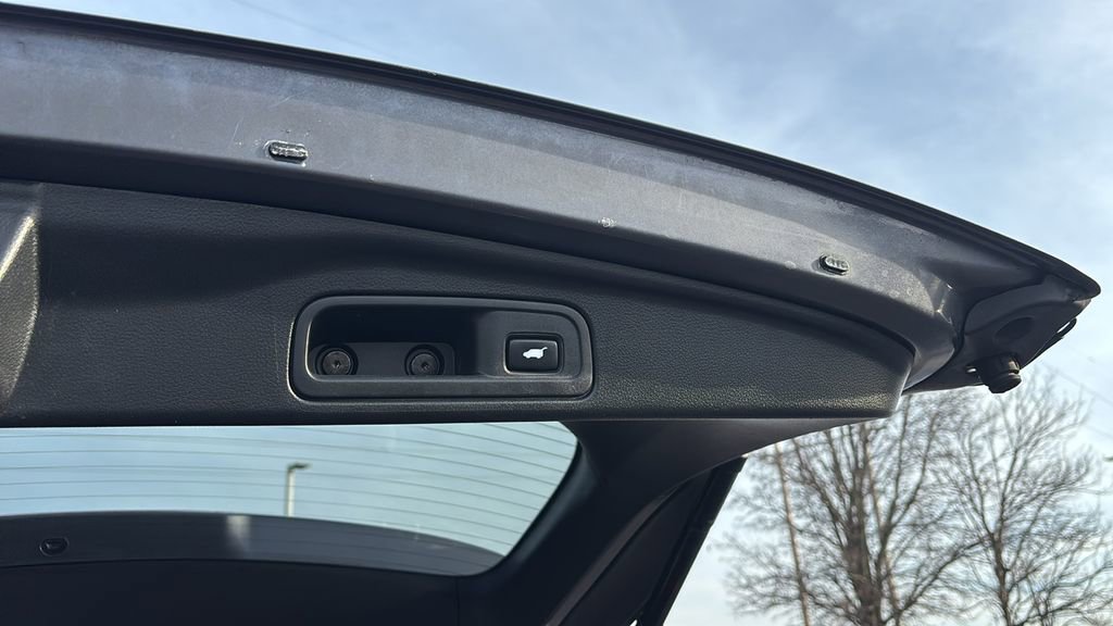 Used 2019 Honda Pilot Touring image 37