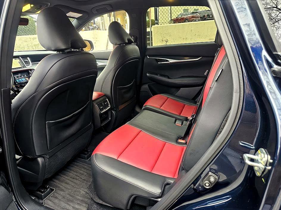 Used 2023 INFINITI QX50 Sport image 8