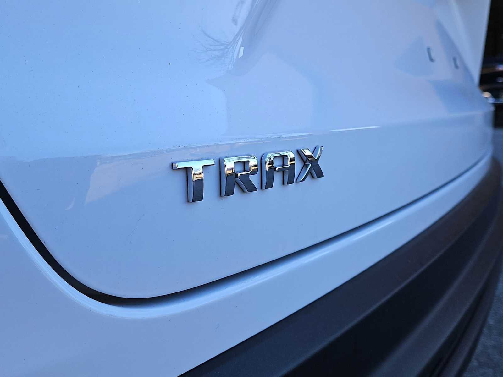 Certified 2025 Chevrolet Trax LS image 13