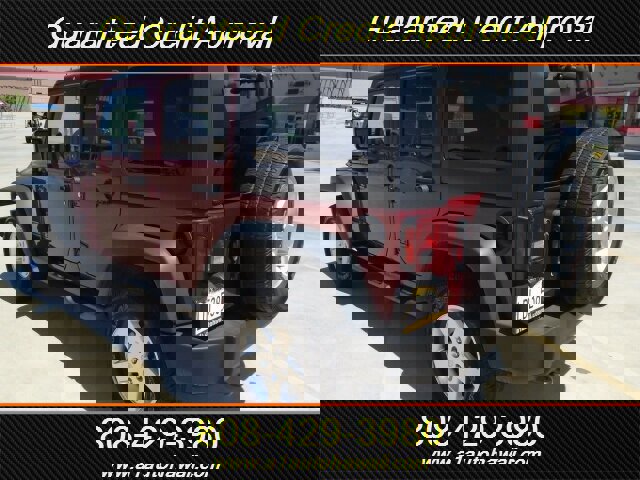 Used 2013 Jeep Wrangler Unlimited Sport image 2