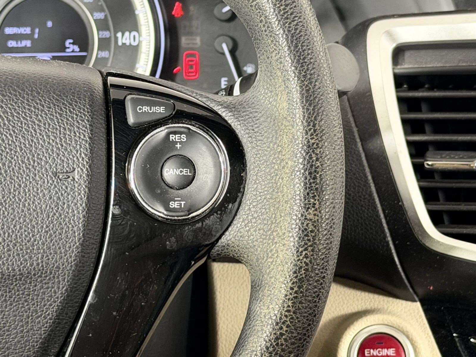 Used 2016 Honda Accord EX image 17