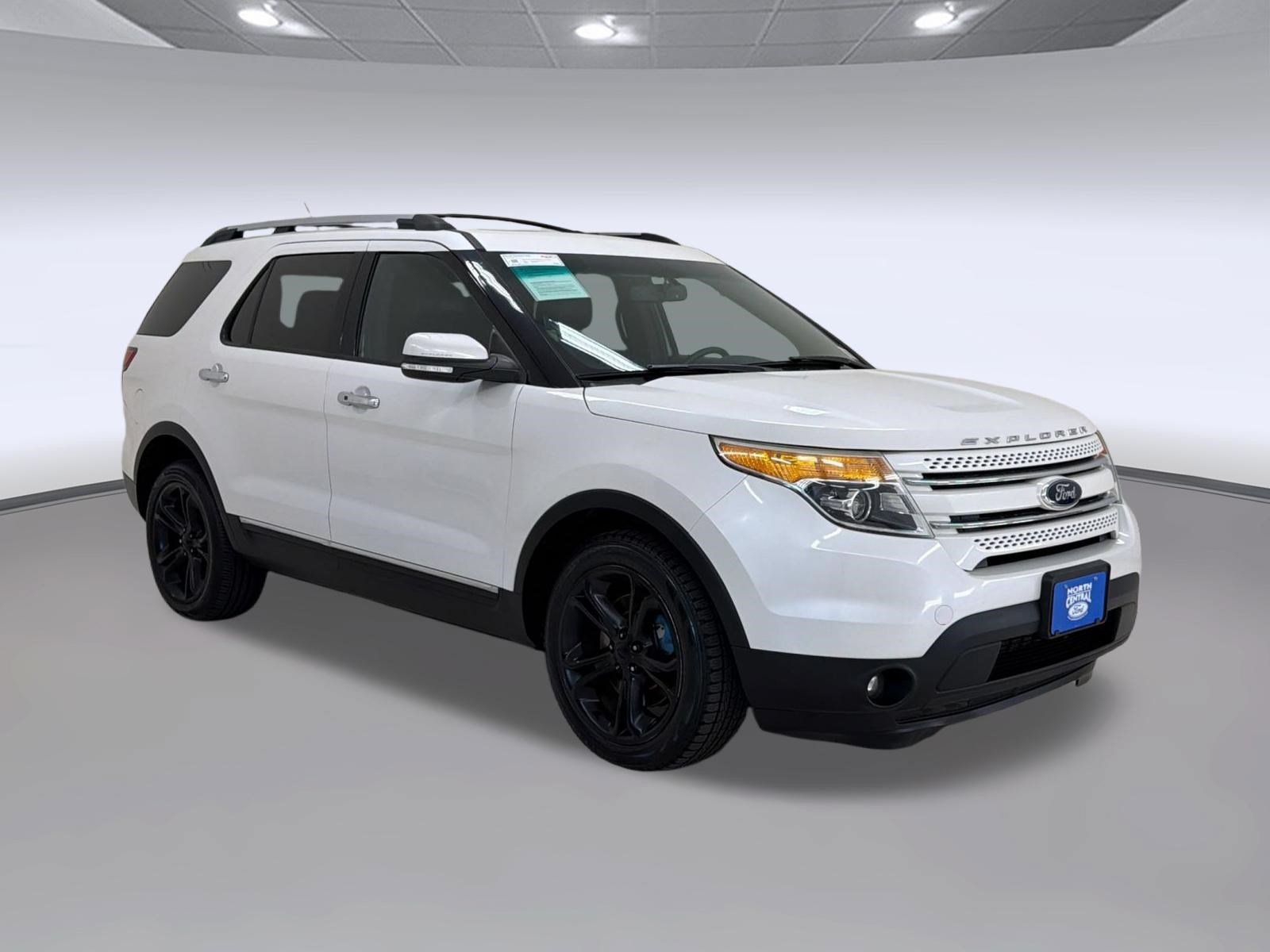 Used 2014 Ford Explorer Limited w/ Equipment Group 301A AWD/4WD image 7