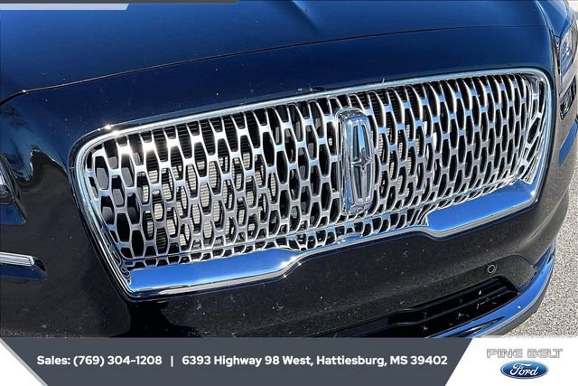 Used 2022 Lincoln Nautilus Black Label w/ Class II Trailer Tow Package image 21
