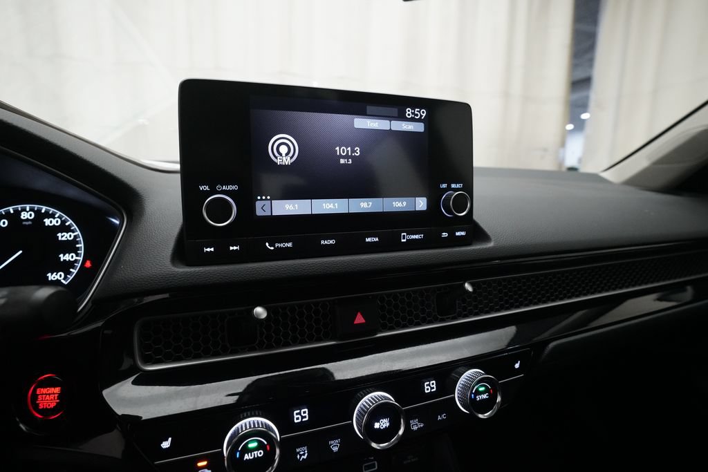 Used 2023 Honda Civic EX-L image 6