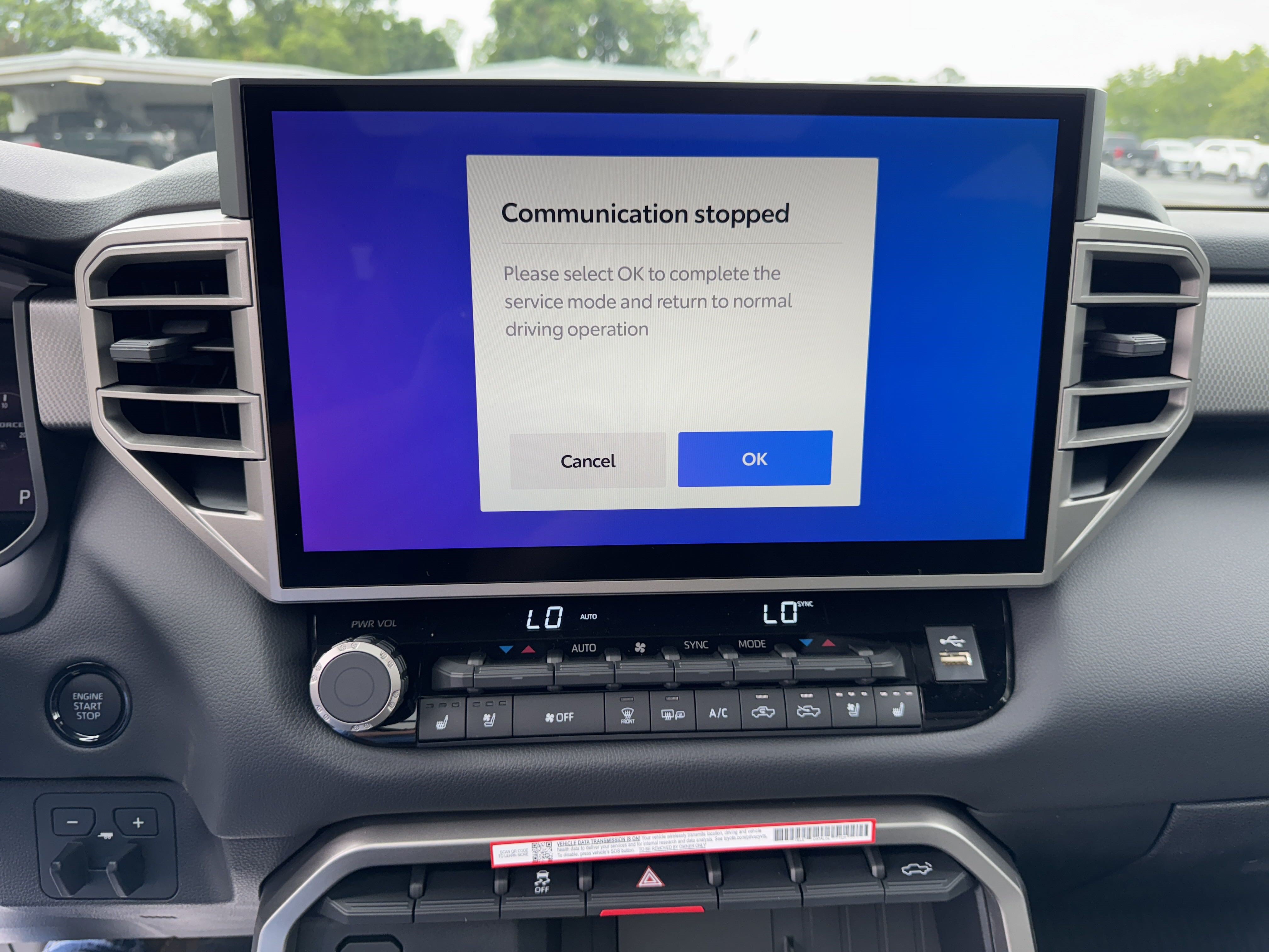 New 2025 Toyota Tundra Limited w/ Power Package AWD/4WD image 19