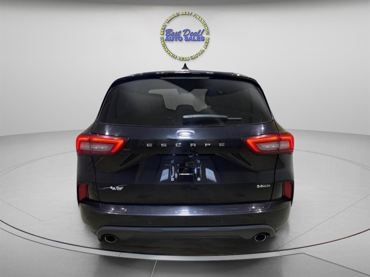 Used 2024 Ford Escape ST-Line Select w/ Tech Pack #1 AWD/4WD image 4