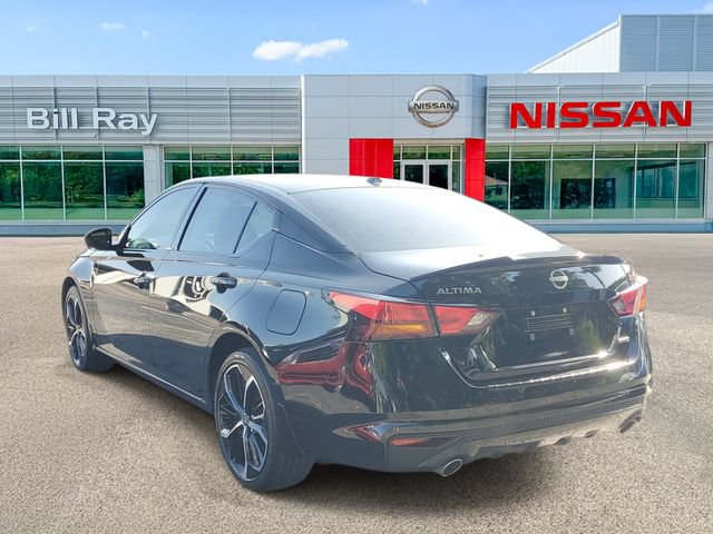 Certified 2023 Nissan Altima 2.5 SR w/ SR Premium Package AWD/4WD image 3