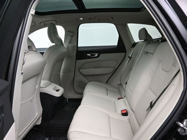 Used 2023 Volvo XC60 B5 Plus w/ Protection Package Premier image 30
