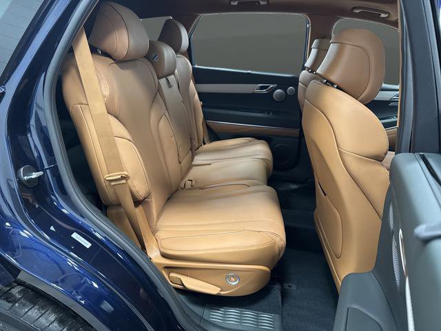 Used 2025 Genesis GV80 2.5T Prestige image 33