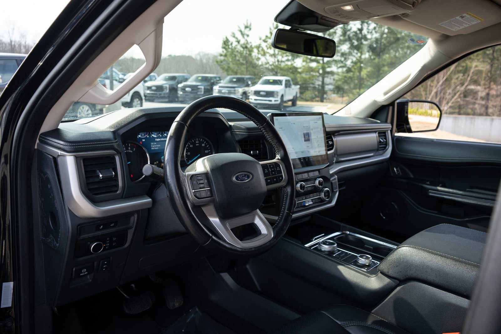 Used 2024 Ford Expedition Max XLT AWD/4WD image 13