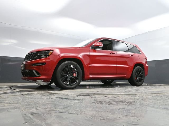 Used 2014 Jeep Grand Cherokee SRT8 w/ Luxury Group II image 46