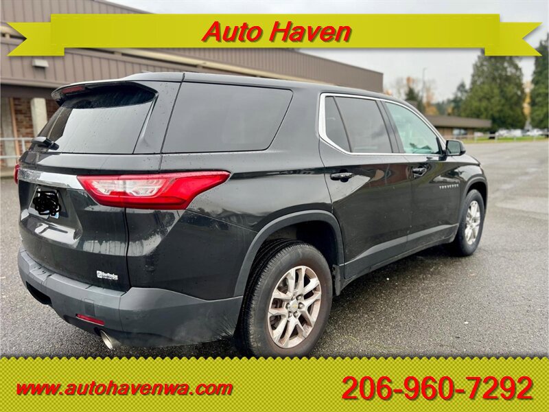 Used 2018 Chevrolet Traverse LS image 5