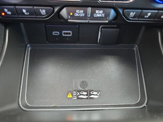 Used 2023 Chevrolet Tahoe High Country AWD/4WD image 42