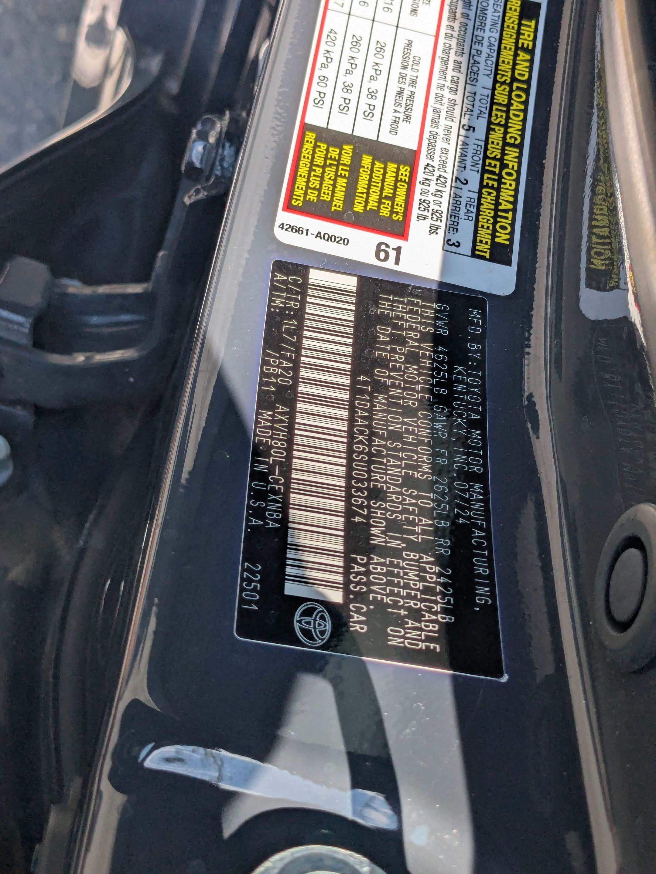 Used 2025 Toyota Camry LE FWD image 33