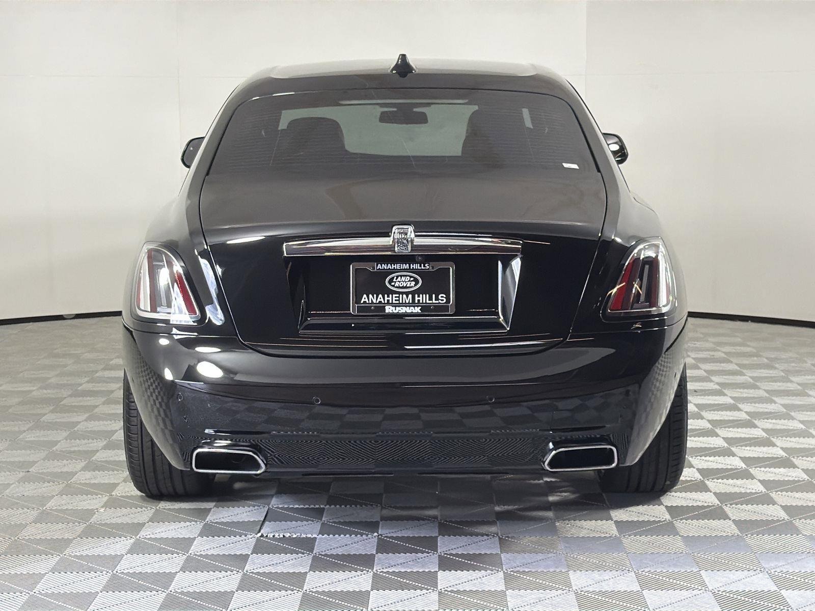 Used 2025 Rolls-Royce Ghost image 4