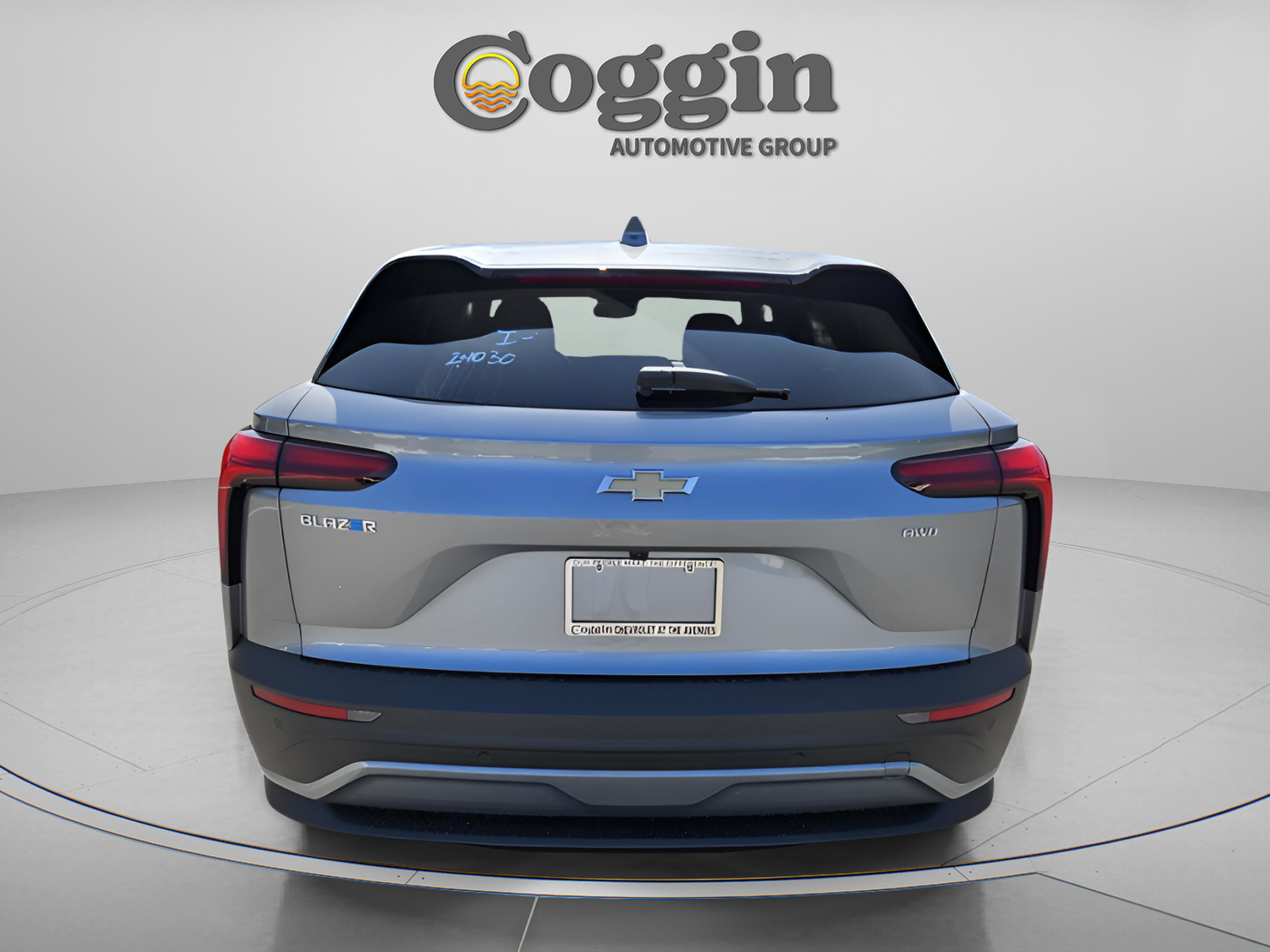 New 2025 Chevrolet Blazer EV LT image 4