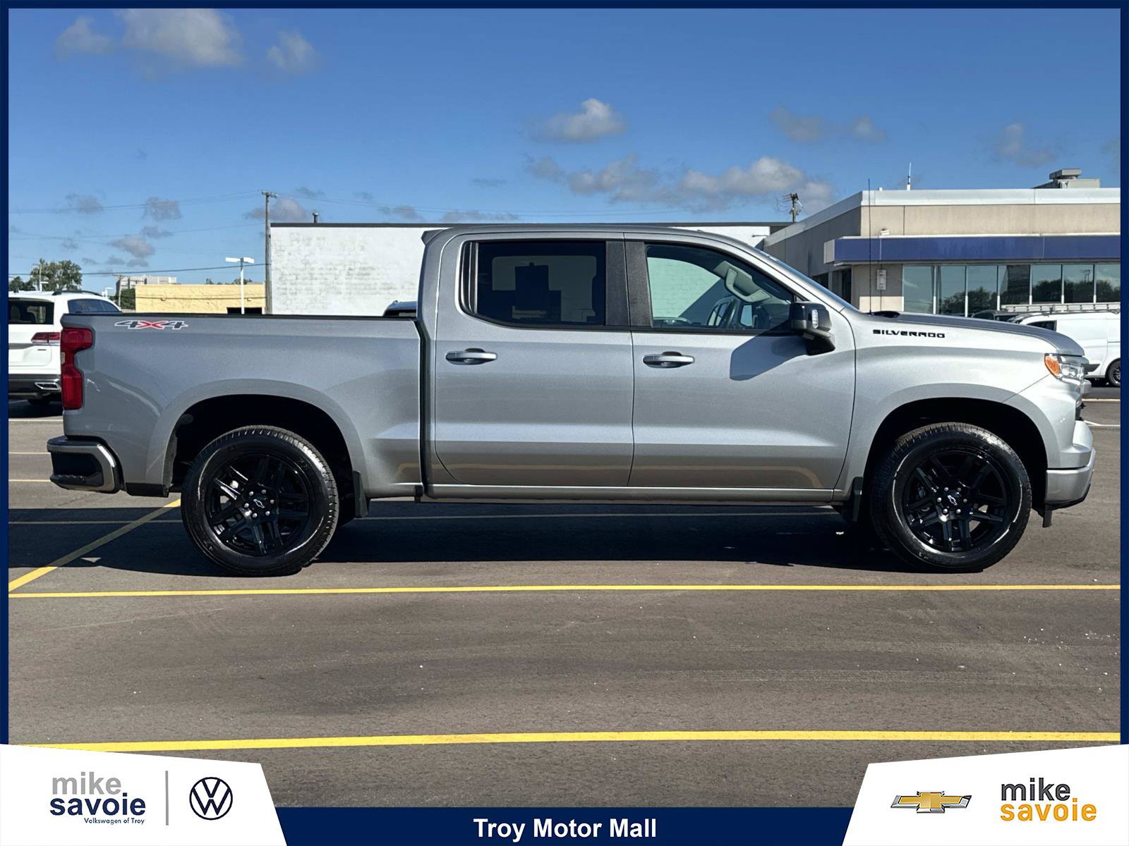 Certified 2024 Chevrolet Silverado 1500 RST w/ Convenience Package II AWD/4WD image 2