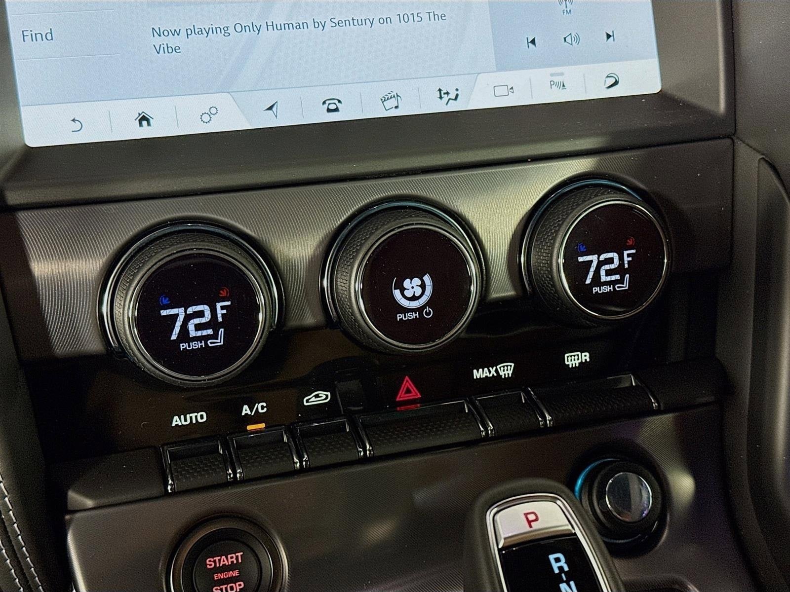 New 2024 Jaguar F-TYPE R AWD/4WD image 17