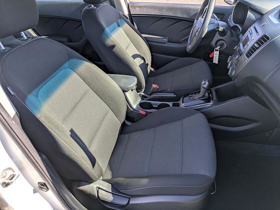 Used 2018 Kia Forte LX image 32