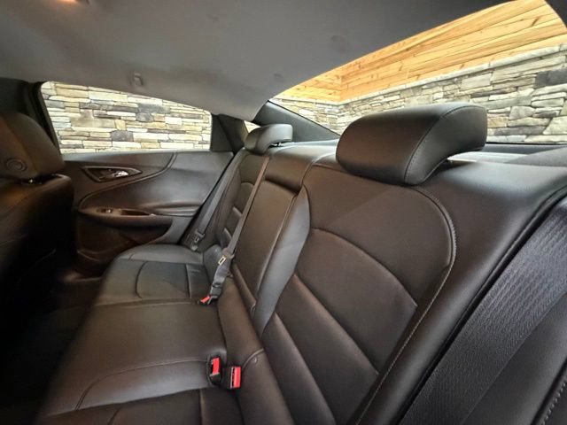 Used 2016 Chevrolet Malibu LT w/ Leather Package FWD image 32