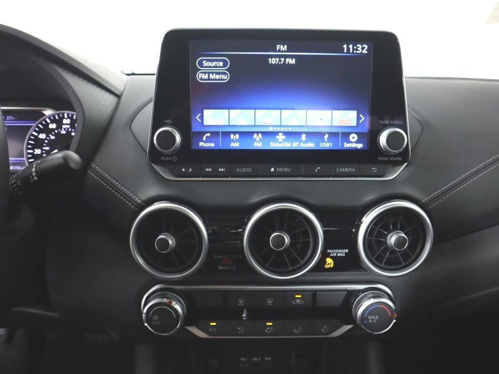 Used 2025 Nissan Sentra SV FWD image 13