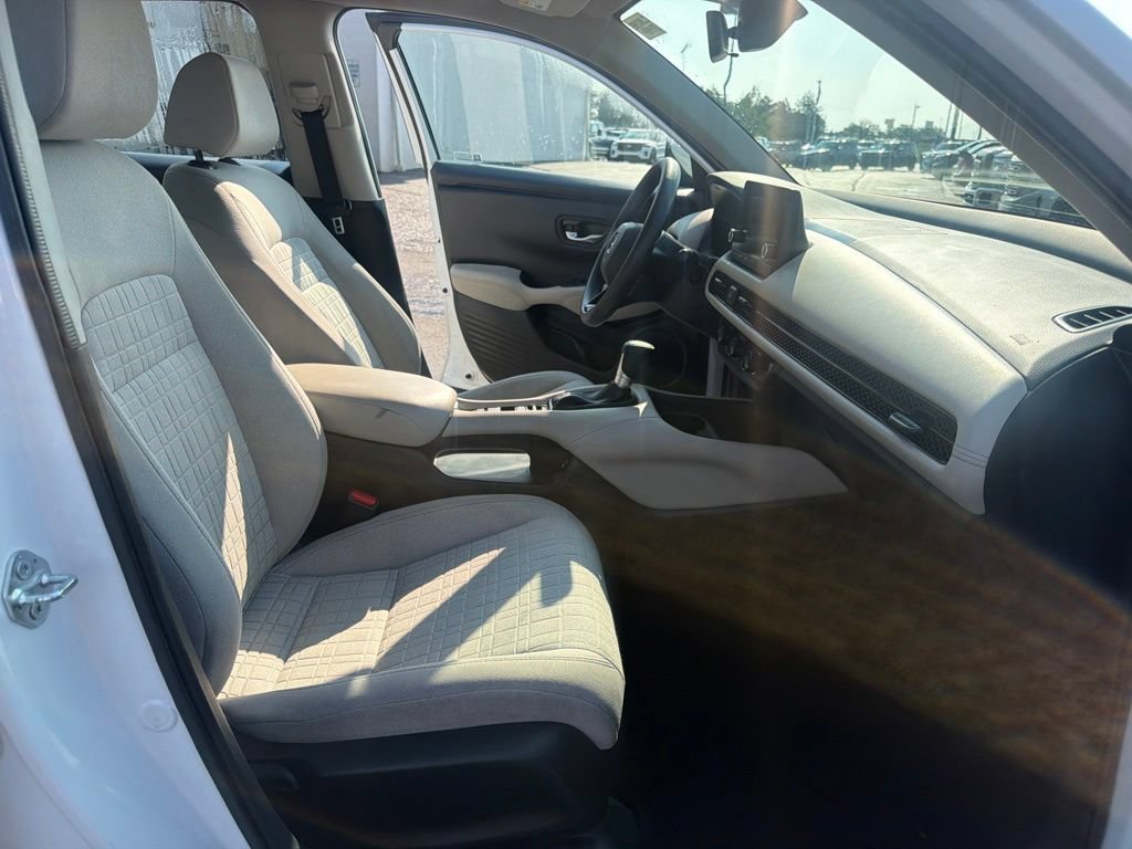 Used 2024 Honda HR-V LX image 38