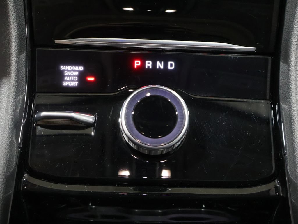 Certified 2023 Jeep Grand Cherokee L Limited w/ Luxury Tech Group II AWD/4WD image 40