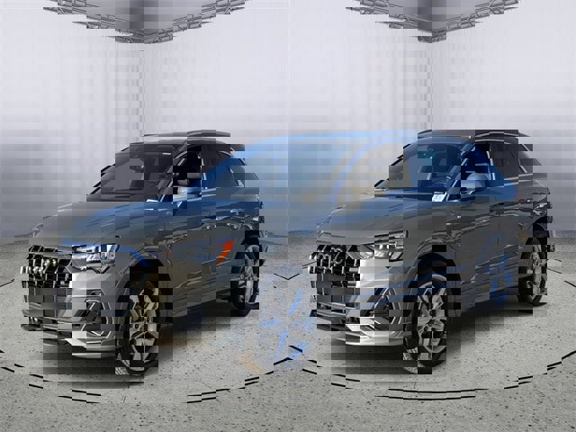 Used 2020 Audi Q3 2.0T Premium w/ Convenience Package image 2