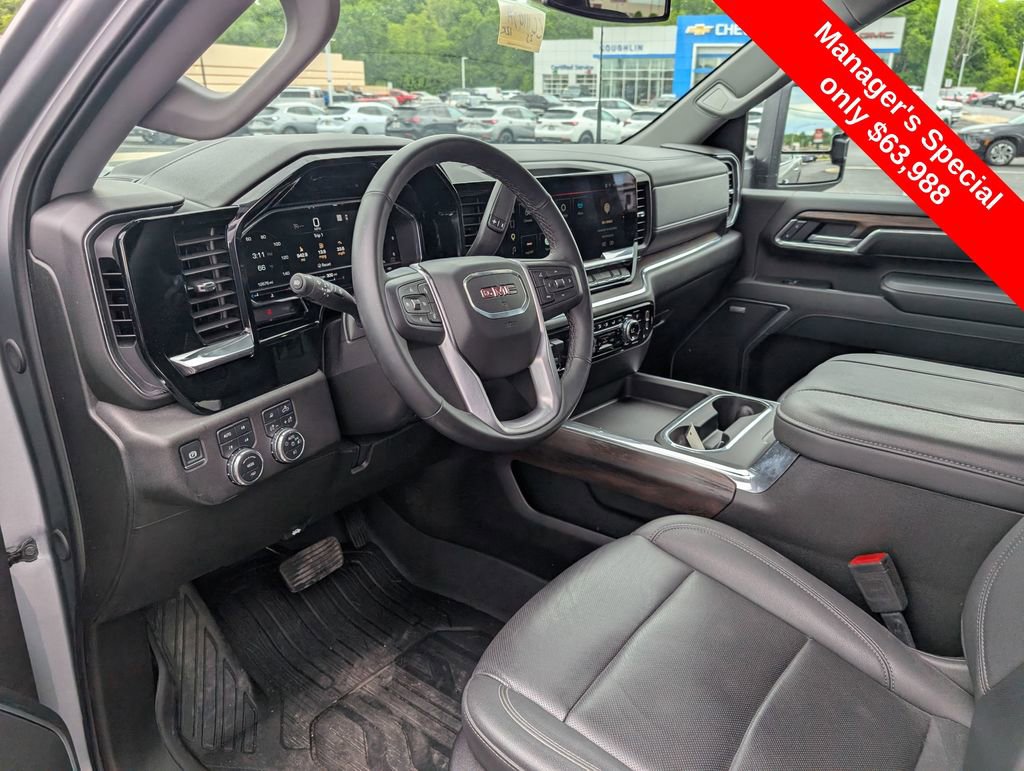 Used 2025 GMC Sierra 2500 SLT AWD/4WD image 13