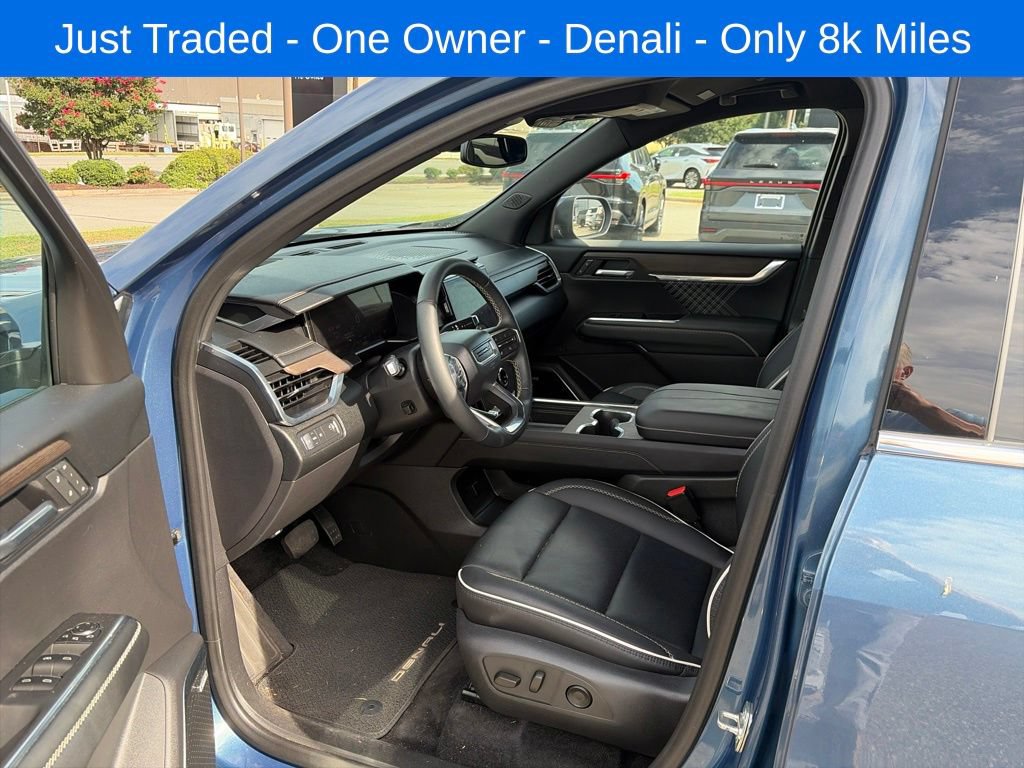 Used 2025 GMC Acadia Denali FWD image 7
