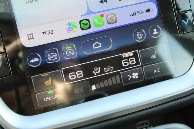 Certified 2025 Subaru Legacy Limited image 21