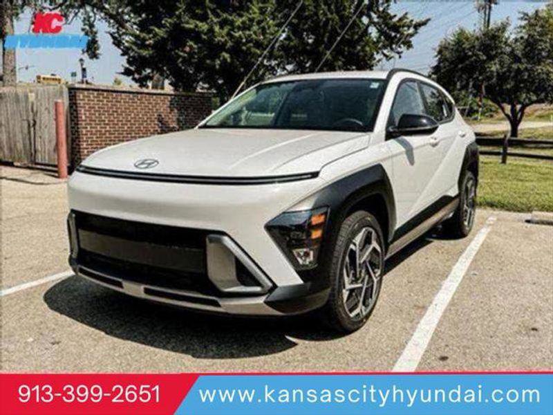 New 2026 Hyundai Kona SEL Premium