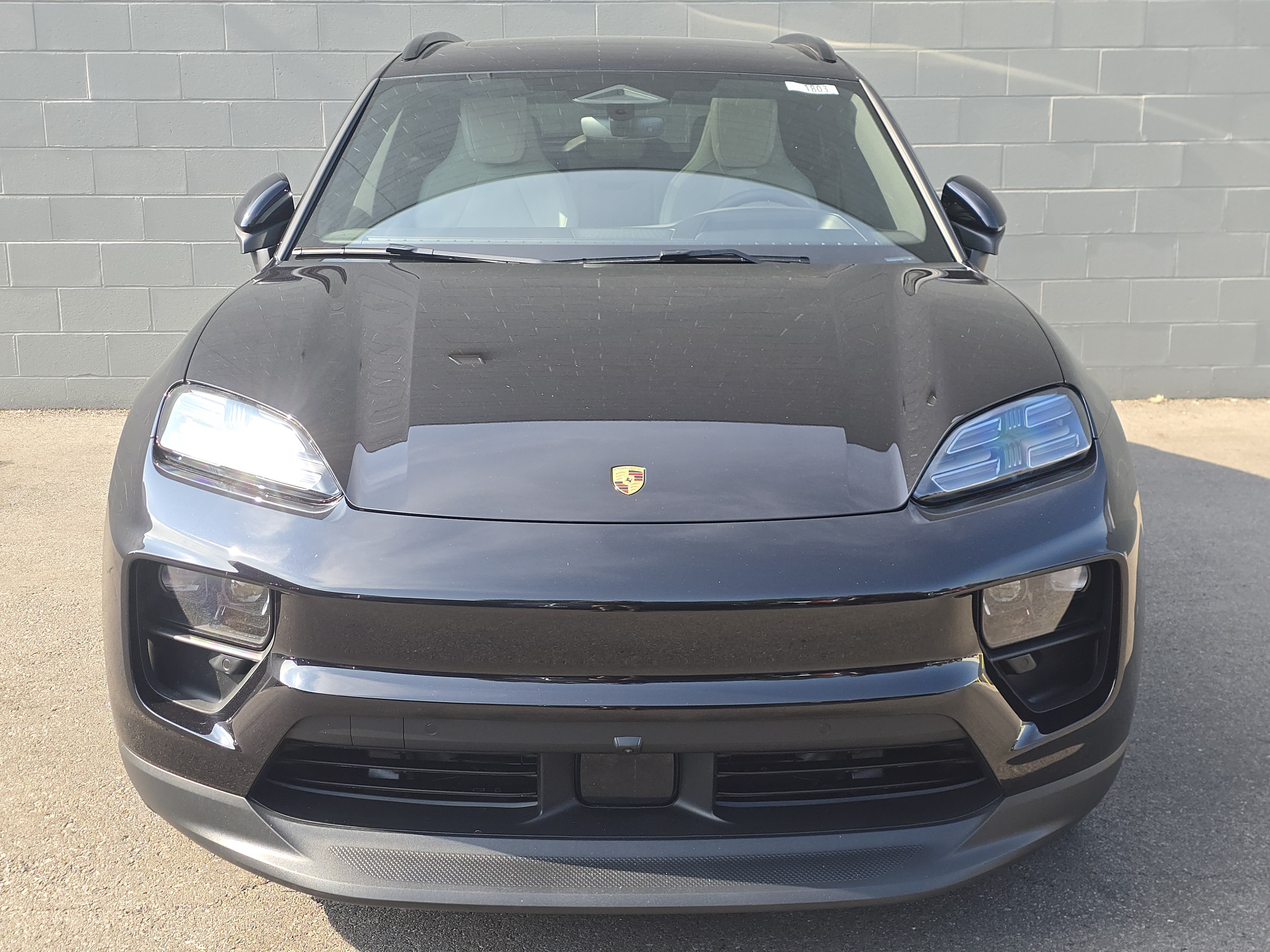 New 2026 Porsche Macan 4 Electric AWD/4WD image 13