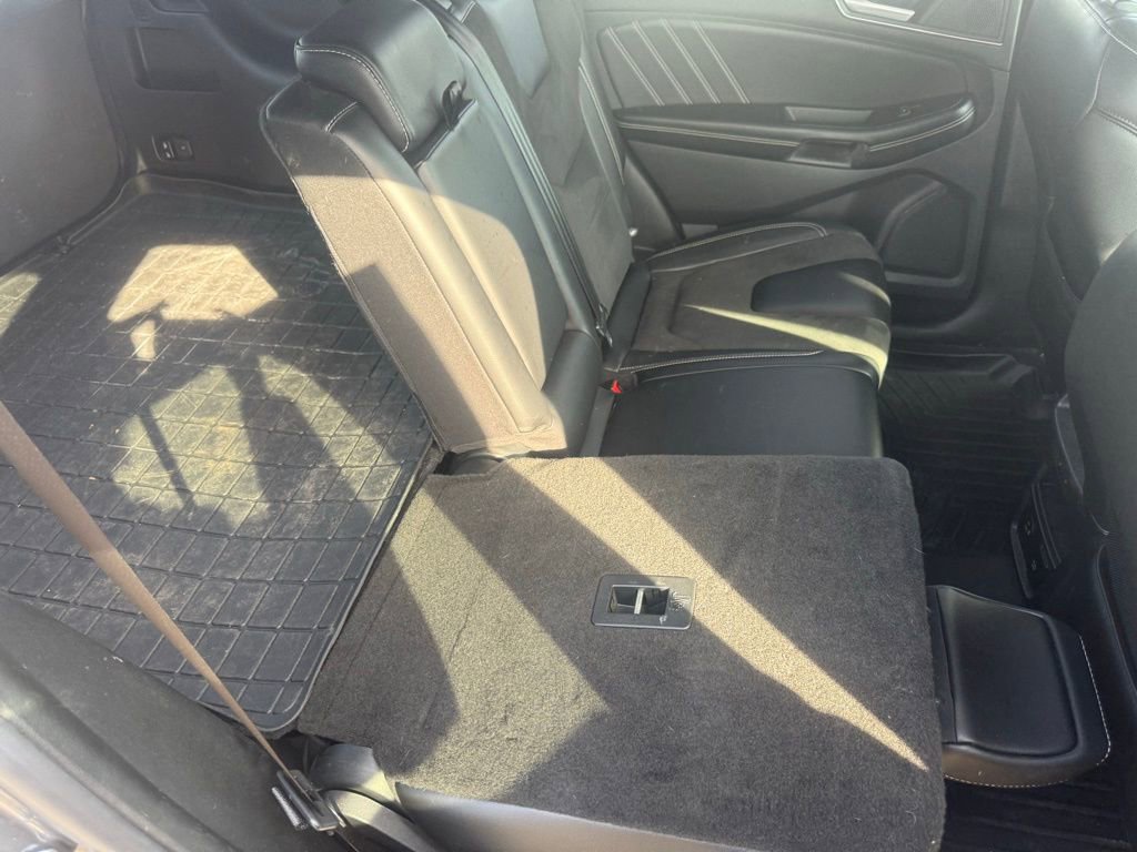 Used 2019 Ford Explorer Limited w/ Class III Trailer Tow Package image 20