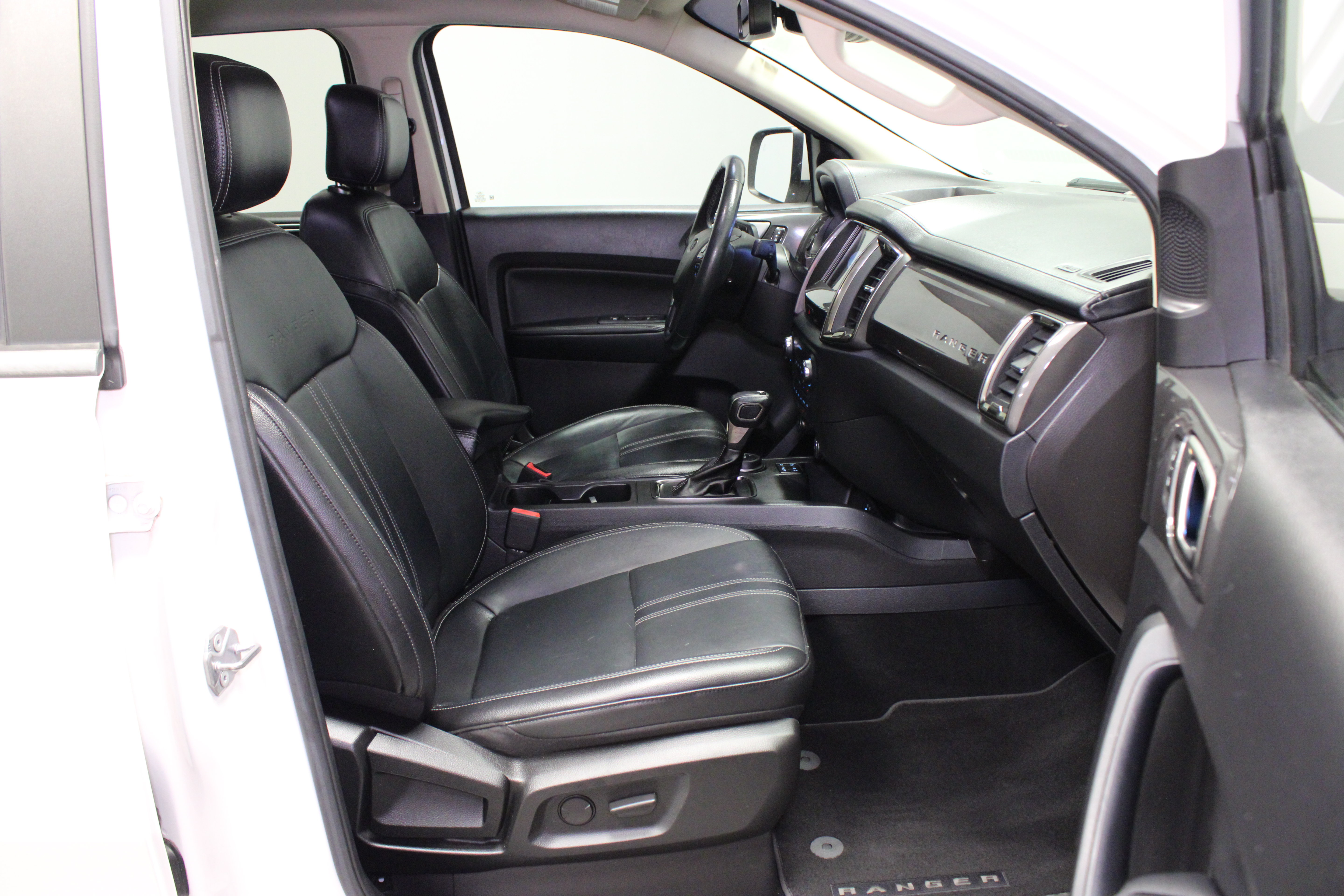 Used 2019 Ford Ranger Lariat w/ FX4 Off-Road Package AWD/4WD image 16