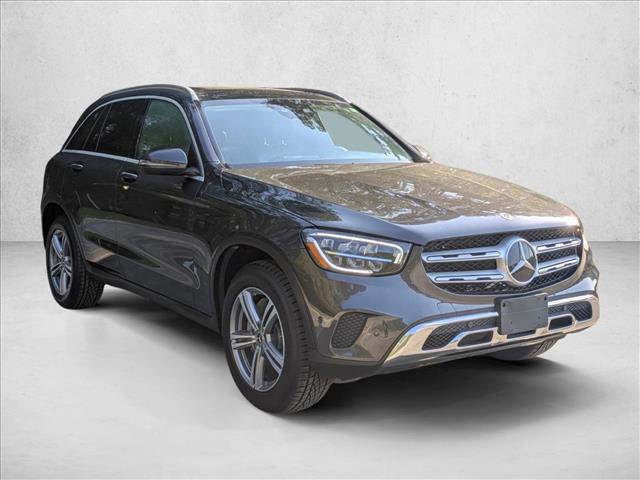 Used 2021 Mercedes-Benz GLC 300 4MATIC image 3